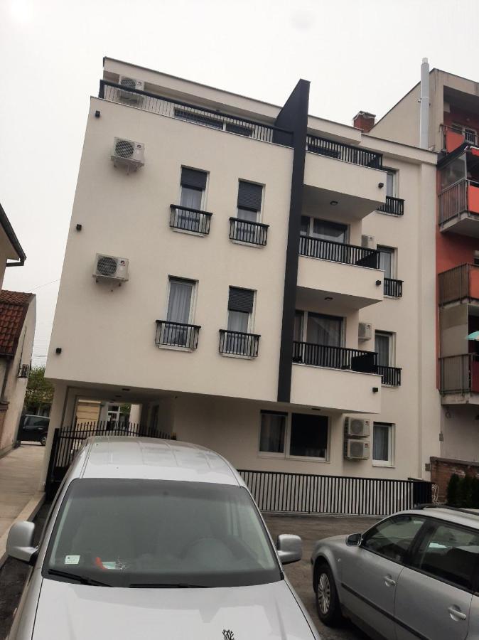 Villa Bonnadea Valjevo Exterior photo